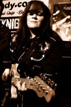 Mandy Luke Thompson